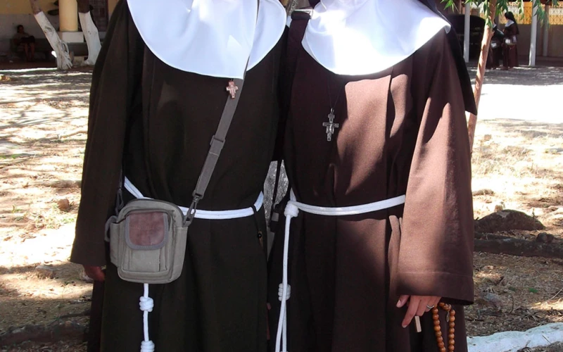 El Arzobispo de Burgos Levanta la Excomunión a Dos Antiguas Clarisas de Belorado Tras su Retorno a la Iglesia