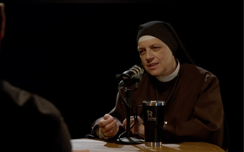 Madre Olga del Redentor Comparte Conmovedor Testimonio: Fe Ante el Abismo del Suicidio y la Depresión