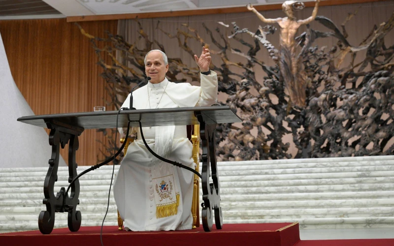 Papa León XIV Delinea Ambiciosa Gira Italiana Marcada por Fe y Compromiso Social