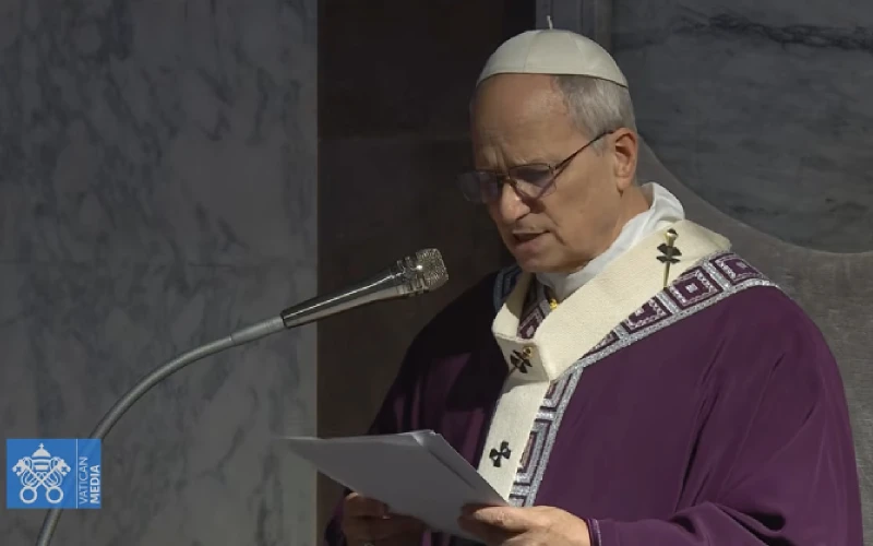 Papa León XIV Insta a la Conversión Profunda en Miércoles de Ceniza: “El Mal Reside en los Corazones”