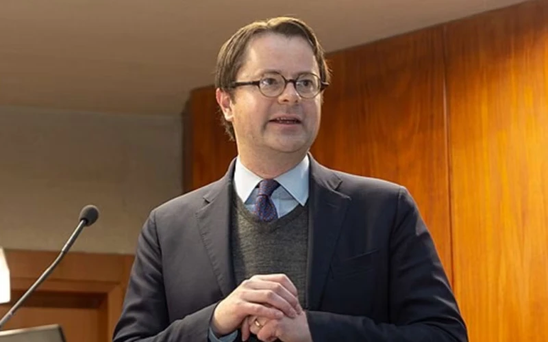 Experto de Harvard en Florecimiento Humano Se Integra a la Academia Pontificia de Ciencias Sociales del Vaticano