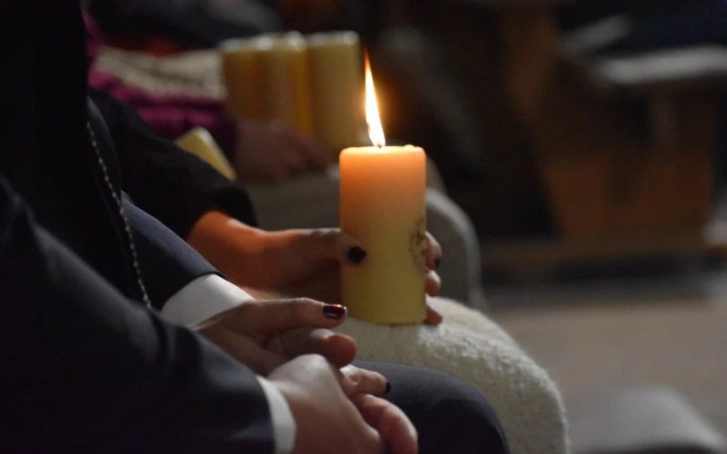 Esperanza en el Duelo Perinatal: La Iglesia Española Ofrece Consuelo a Familias en Luto