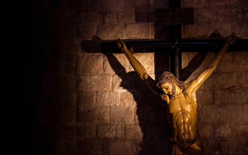 Investigan a Miembro del Opus Dei por Presuntos Abusos a Tres Menores en Campamento de Verano en Madrid