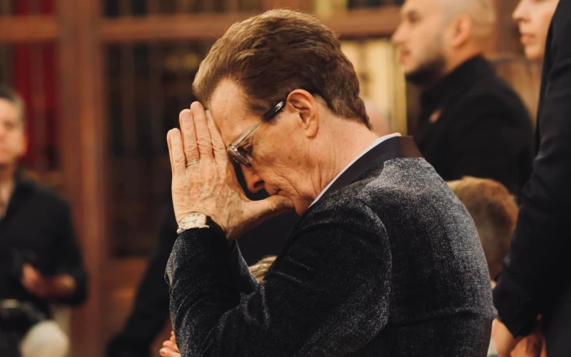 Un Canto de Fe: Emmanuel Conmemora 50 Años de Trayectoria Musical en la Catedral Metropolitana