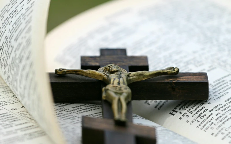 Mons. Robert Flock: La inteligencia espiritual, clave para la sabiduría y el futuro de la educación en Bolivia