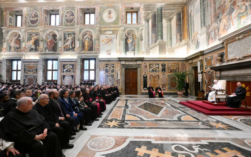 León XIV Insta a Cristianos en Conflictos a Examen de Conciencia y Destaca la Reconciliación para la Paz Global