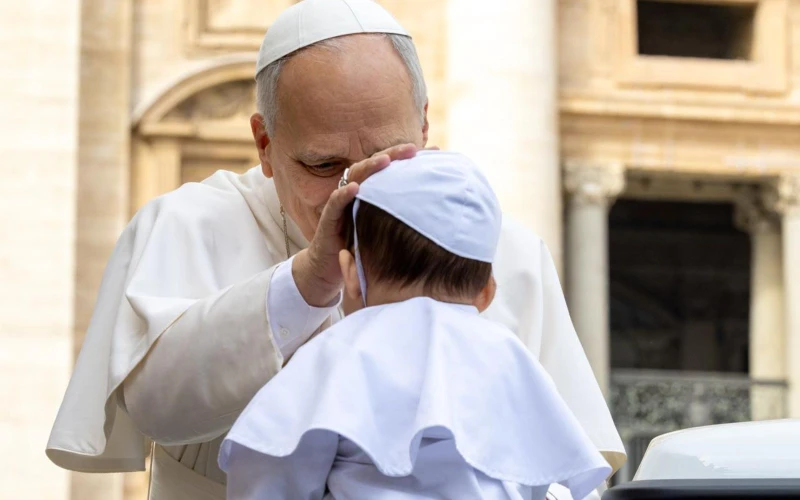 El Papa Reafirma la Naturaleza Inclusiva de la Iglesia: Un Pueblo Abierto a Todos y Semilla de Unidad Global
