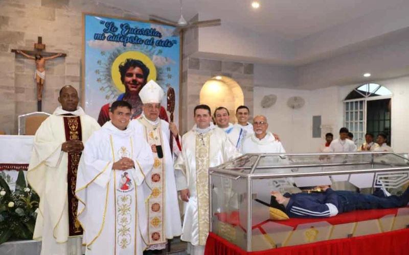 Panamá Consagra Nueva Parroquia a San Carlo Acutis, el Ciberapóstol de la Eucaristía