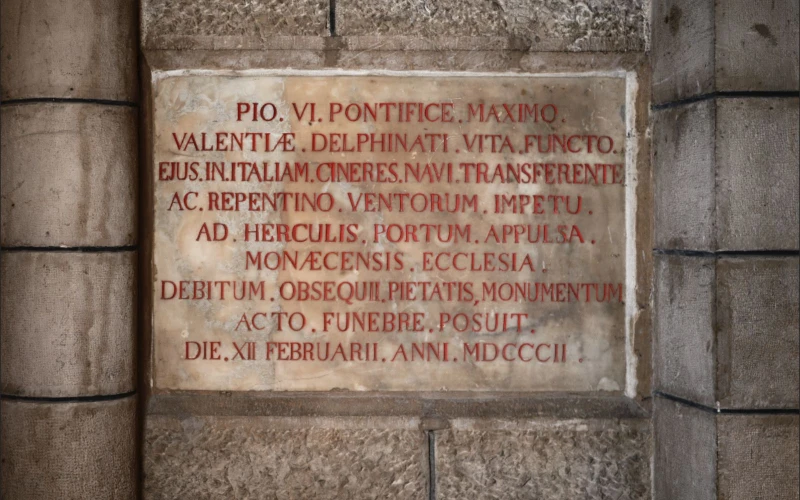 Mónaco y el Papado: Una Historia Milenaria Marcada por Visitas Oficiales y Destinos Inesperados