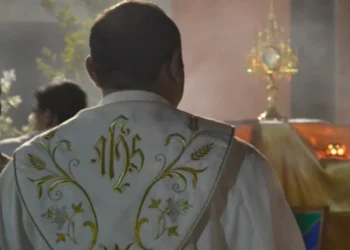 Jueves Santo: el Papa León XIV renueva el llamado al sacerdocio ministerial y sus desafíos