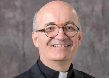El Papa León XIV nombra a monseñor Guy Boulanger arzobispo de Sherbrooke en Canadá