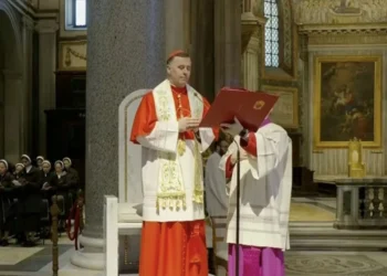 Sábado Santo: la Iglesia se une a la fe de María en la “Hora de la Madre” en Roma