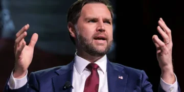 Obispos de Estados Unidos aclaran doctrina de guerra justa tras críticas de Vance al papa León XIV