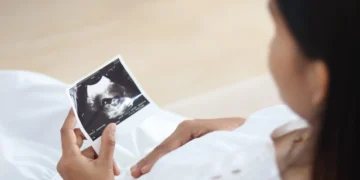 Jurista Ingrid Tapia advierte sobre ‘Viernes Santo’ de la vida ante propuesta de aborto libre en México