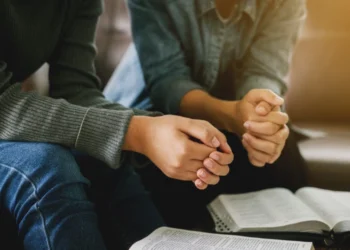 “Misionerismo”: José Luis Pérez presenta una alternativa económica revisada por la Iglesia