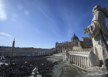 León XIV implora el cese al fuego y la protección civil ante la escalada de conflictos mundiales
