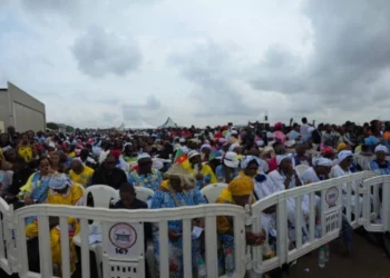 Papa León XIV concluye su visita a Camerún con un llamado a la fe y la solidaridad