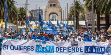 Jóvenes lideran la Marcha por la Vida en Ciudad de México y exigen revertir leyes de aborto