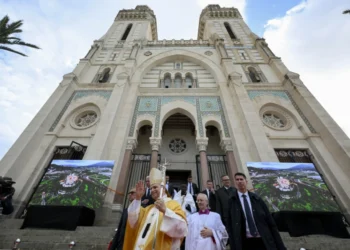 El Papa León XIV cierra su paso por Annaba con una emotiva misa en la Basílica de San Agustín