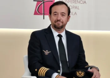 Comandante de Iberia pilotará el avión del Papa León XIV en su histórica visita a España