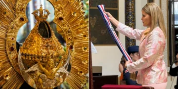 Presidenta Laura Fernández encomienda Costa Rica a la Virgen de los Ángeles al inicio de su mandato