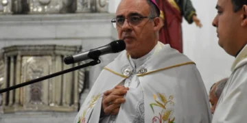 Cali bajo la sombra de la violencia: arzobispo condena homicidio en cementerio y llama a la paz