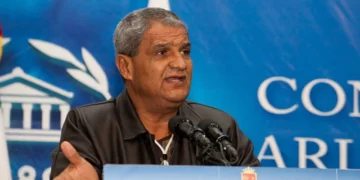 Fallece en prisión Brooklyn Rivera, líder indígena crítico del régimen de Ortega en Nicaragua, entre denuncias de “crimen de Estado”