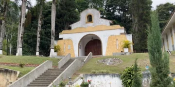 El Seminario Santa Rosa de Lima de Caracas impulsa una campaña para restaurar su capilla y apoyar vocaciones