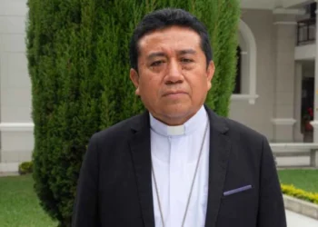 Nombramiento episcopal en Perú: Francisco Castro Lalupú asume la Prelatura de Caravelí por designación del Papa León XIV