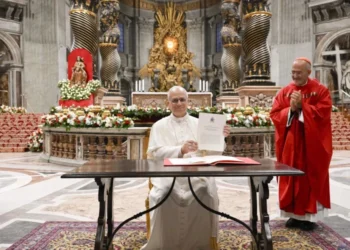 La inminente encíclica de León XIV impulsa el interés en los documentos papales del Vaticano