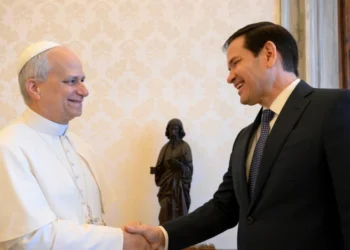 León XIV se reúne con Marco Rubio en el Vaticano entre tensiones por el conflicto en Oriente Medio