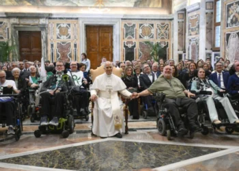 El Papa León XIV alienta la solidaridad con enfermos de ELA y el cuidado justo de la creación