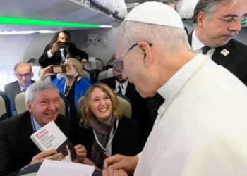 Un nuevo libro desvela los detalles ocultos del cónclave que eligió al Papa León XIV