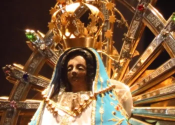Argentina celebra a su patrona, la Virgen de Luján, con emotivas peregrinaciones y unión de devociones