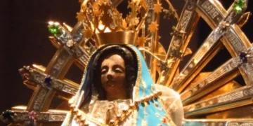 Argentina celebra a su patrona, la Virgen de Luján, con emotivas peregrinaciones y unión de devociones