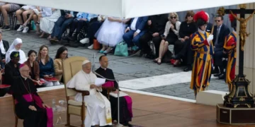 León XIV subraya la liturgia sagrada como camino de encuentro con Dios y celebra la fe en Corpus Christi