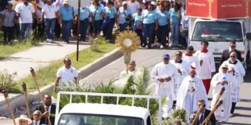 Diócesis de Stella Maris celebra su primer Corpus Christi con masiva participación y un llamado a la paz