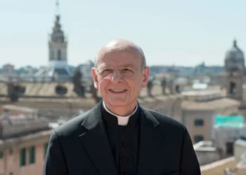 Mons. Ocáriz destaca la presencia de Dios en el trabajo y la unidad en un mundo fragmentado