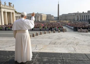 El Papa León XIV condena la corrupción y la indiferencia digital en su mensaje por los pobres