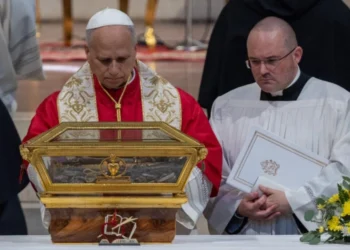 León XIV en Pavía: encuentros con enfermos, agustinos y llamado a una Iglesia de “piedras vivas”