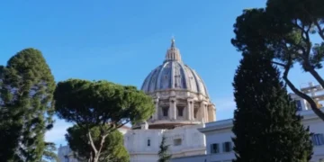Papa León XIV designa a María Montserrat Alvarado, primera mujer laica, al frente de Comunicación del Vaticano