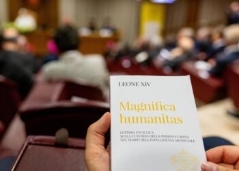 El Papa León XIV impulsa el diálogo sobre la inteligencia artificial y alerta sobre sus desafíos éticos