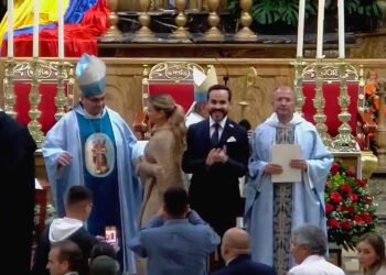 Presidente electo Abelardo de la Espriella consagra Colombia y su gobierno a la Virgen de Chiquinquirá