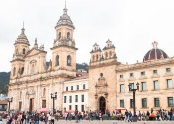 Obispos colombianos instan a respetar resultados electorales en un país polarizado por acusaciones de fraude
