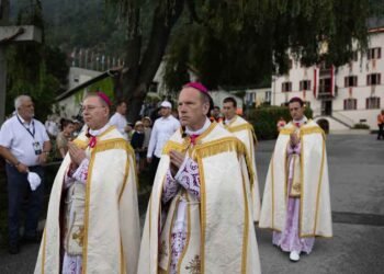 Fraternidad San Pío X apela decreto de cisma en el Vaticano tras polémica ordenación de obispos