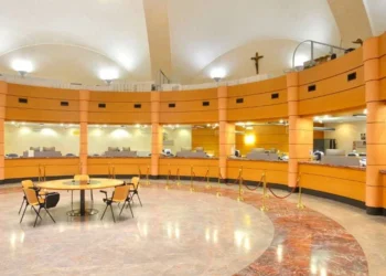 El Banco Vaticano, bajo el Papa León, logra récord de sostenibilidad y beneficio en 2025