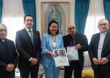 Presidenta electa Fujimori coordina con obispos peruanos la visita del Papa León XIV a Perú