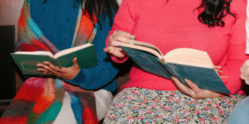 Clubes de lectura católicos: un puente para la fe y la comunidad entre jóvenes en la Iglesia