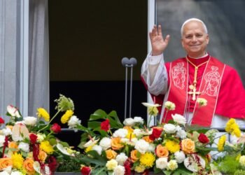 León XIV cautiva España: amplia aprobación social a su visita y respaldo a su mensaje migrante