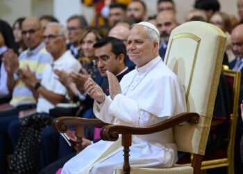 El Papa León XIV realza la belleza y el arte como puente espiritual desde Castel Gandolfo